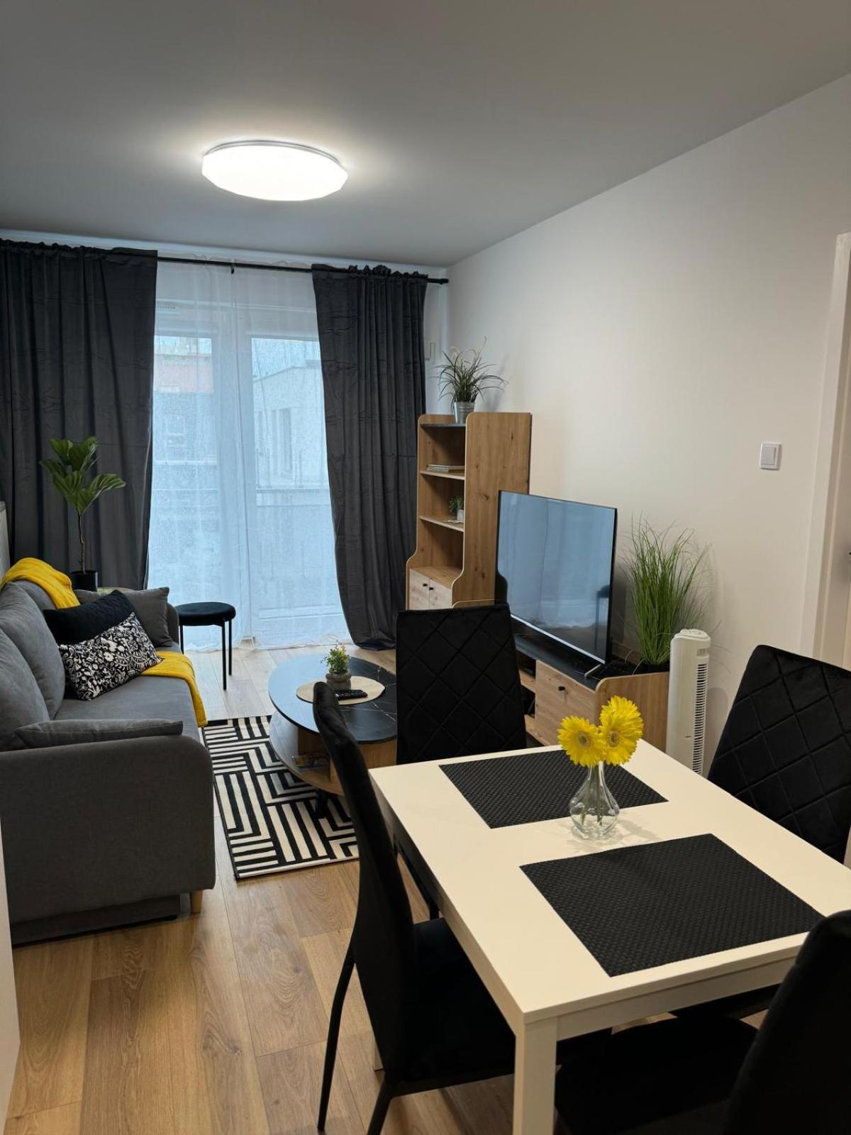 Grey 2 Pokojowy Z Balkonem W Warszawie Apartment *